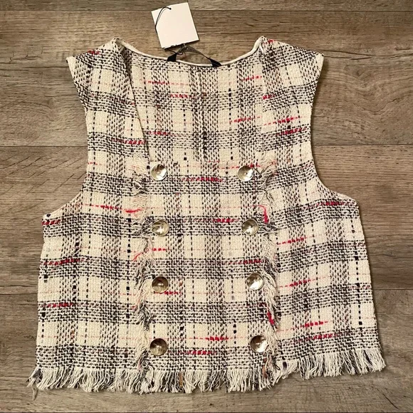 NWT Zara tweed top with buttons - Picture 4 of 9